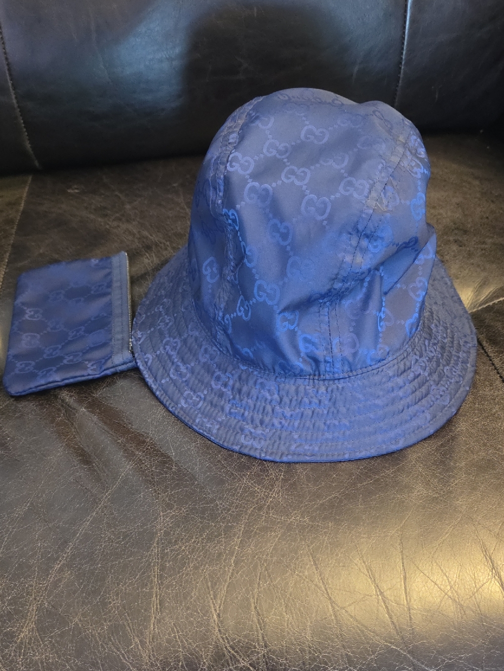 Gucci Navy GG Jacquard Bucket Hat With Change Pouch